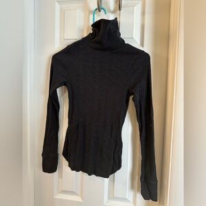 Aerie XS Black Turtleneck Sweater- perfect for layering!